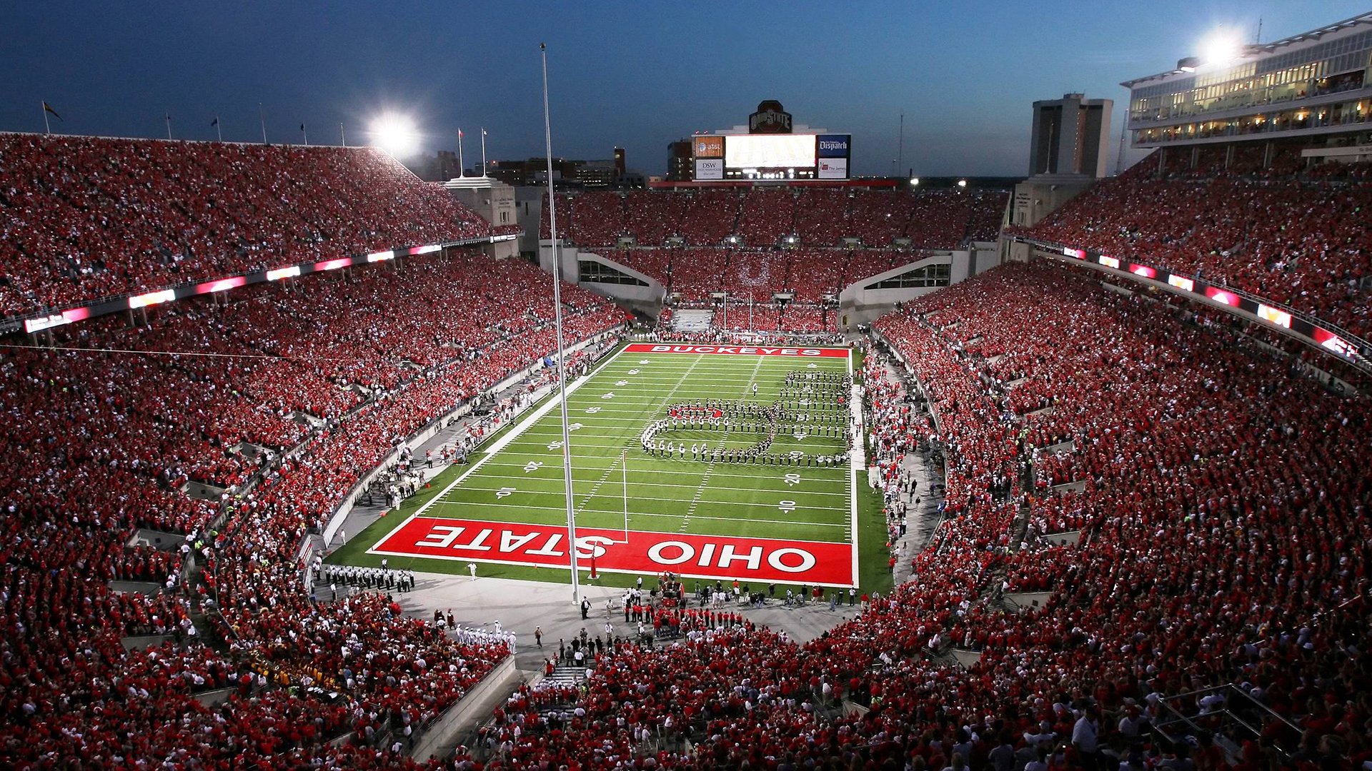 -_魔术在主场爆发,逆转取胜_,魔术出场动作