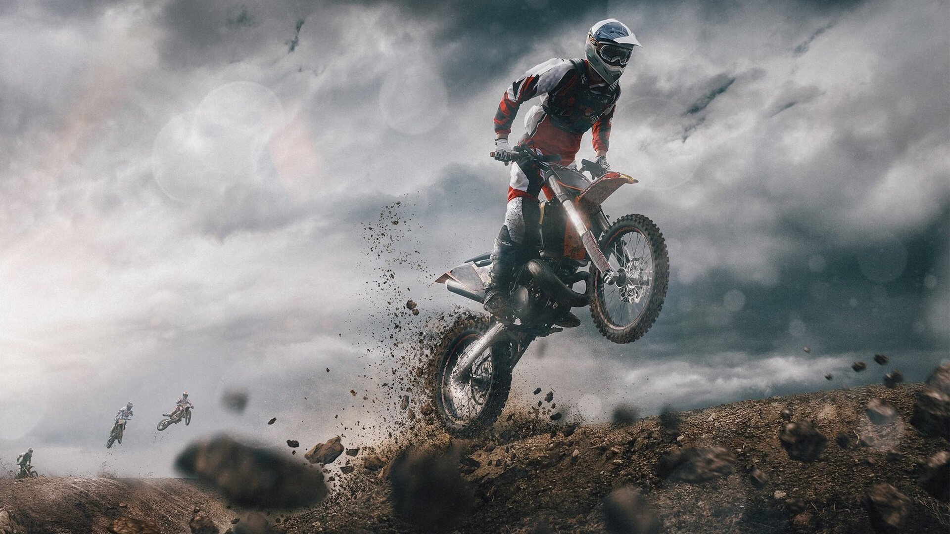 日本马术协会与学校合作，开展马术教育课程，推广马术文化。，日本马术场地惊现恐怖场景